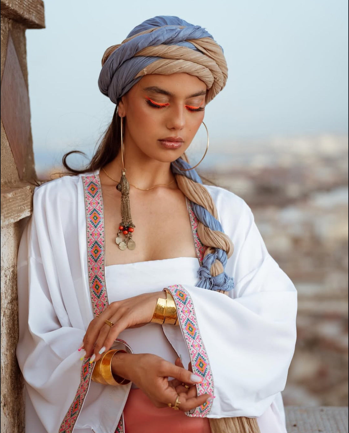 Kimono long Lkhzana brodé – création algérienne