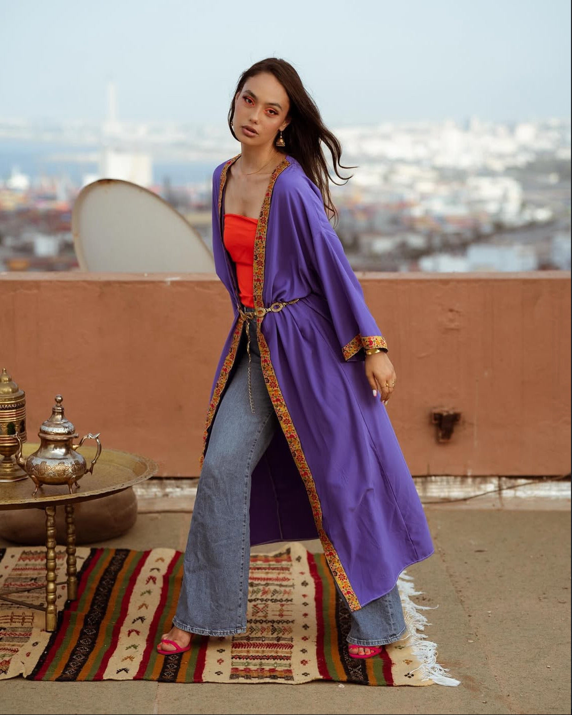 Kimono long Lkhzana brodé – création algérienne